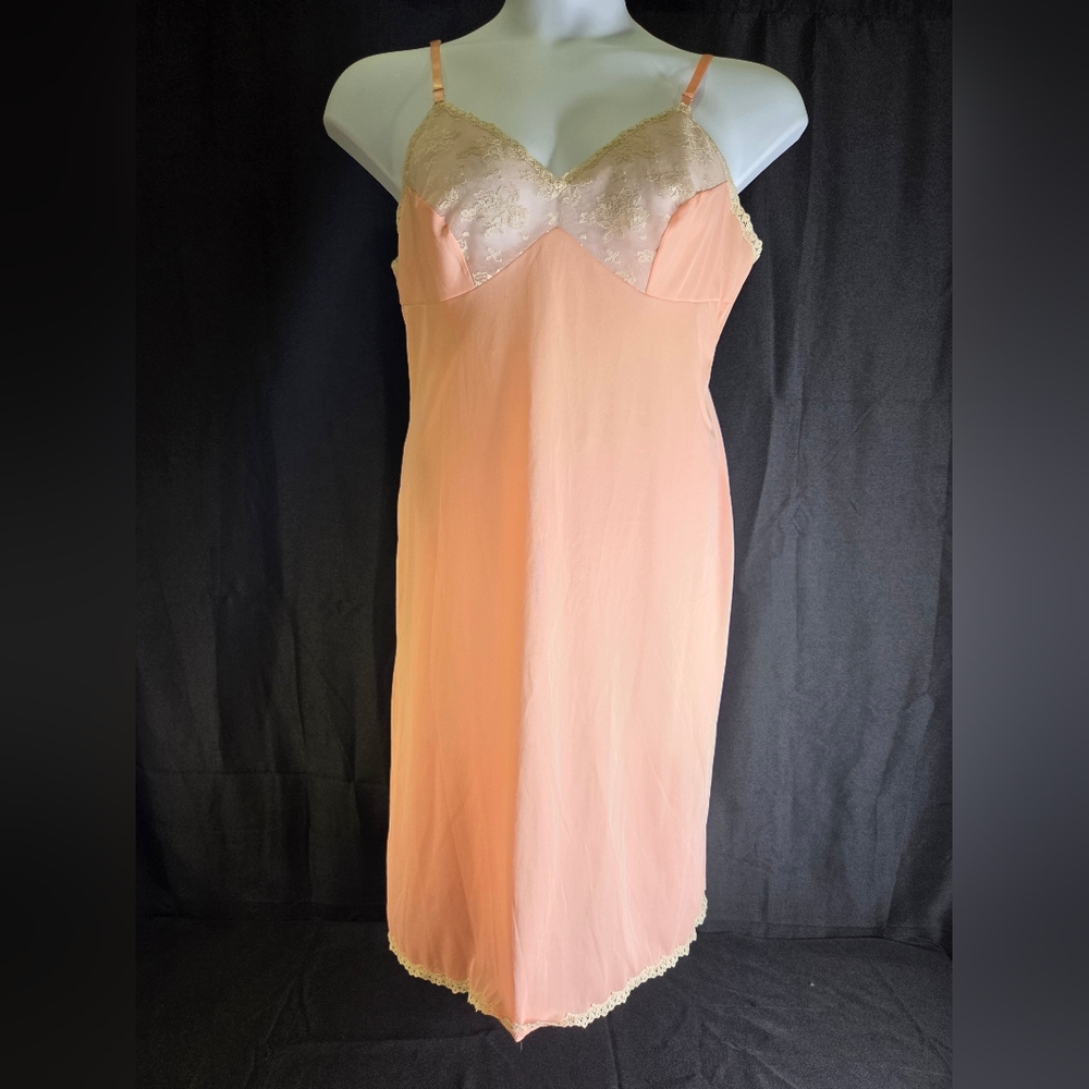 Vintage Vanity Fair Slip Chemise Size 38